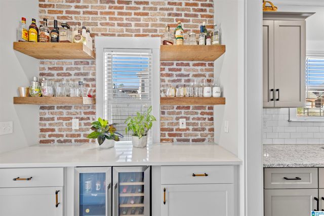 312 WILLOW LEAF CIRCLE, Chelsea, AL 35186