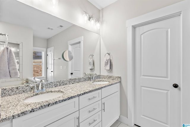 312 WILLOW LEAF CIRCLE, Chelsea, AL 35186