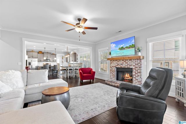 312 WILLOW LEAF CIRCLE, Chelsea, AL 35186