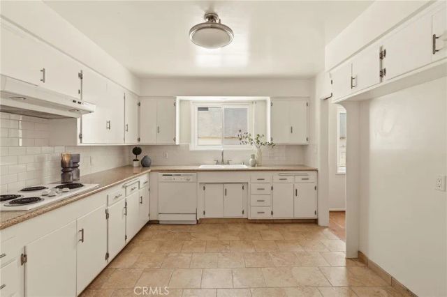 1231 N Columbus, Glendale, CA 91202