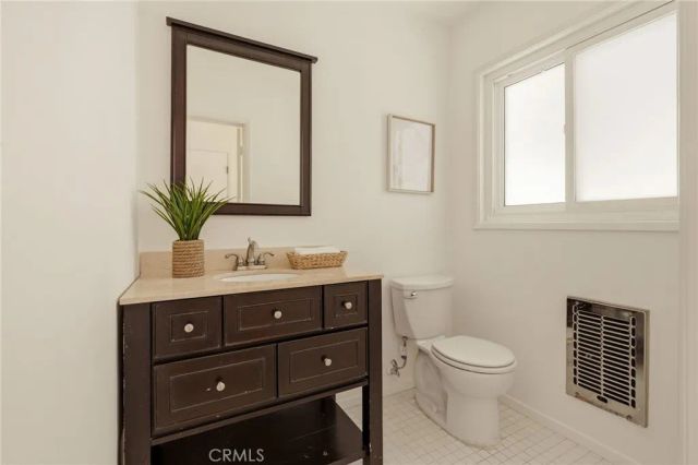 1231 N Columbus, Glendale, CA 91202