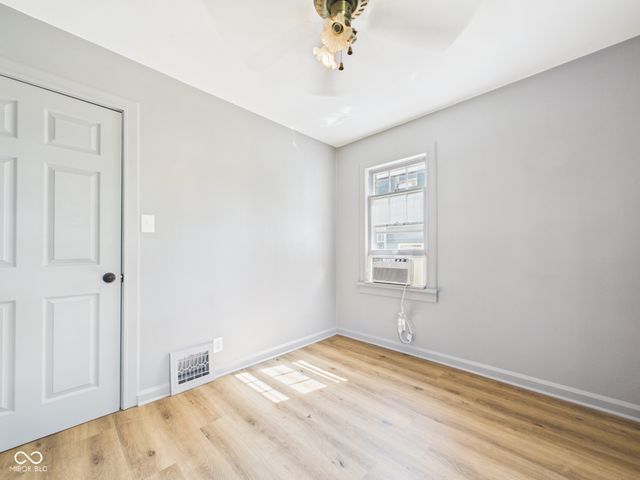 105 E Vinyard, Anderson, IN 46012