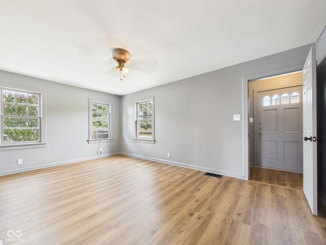 105 E Vinyard, Anderson, IN 46012