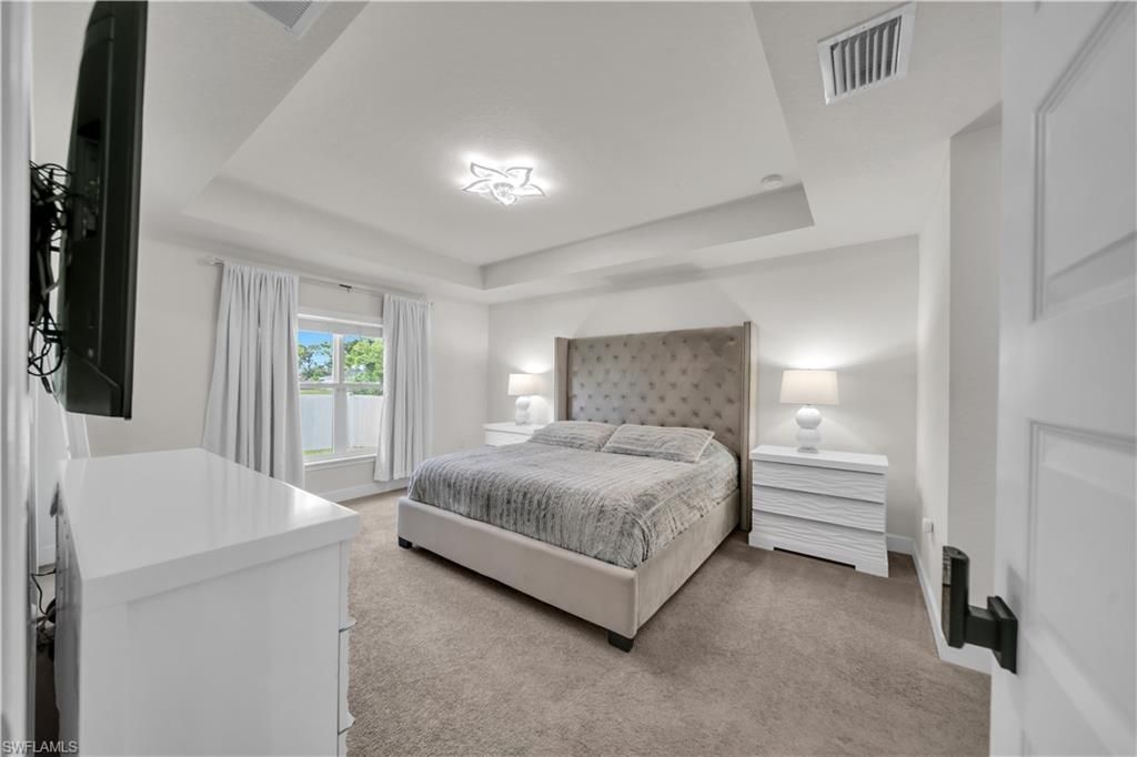 Image 17 of property listing at 1728 Diplomat PKWY W, Cape Coral, FL 33993