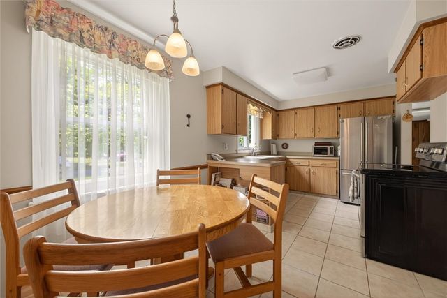 191 Spruce Lane, Irondequoit, NY 14622