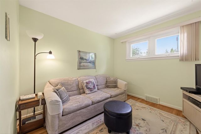 191 Spruce Lane, Irondequoit, NY 14622