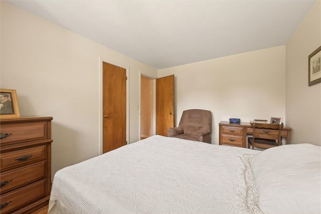 191 Spruce Lane, Irondequoit, NY 14622