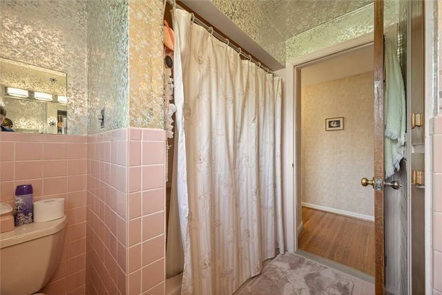 191 Spruce Lane, Irondequoit, NY 14622