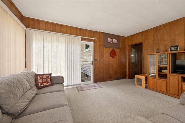 191 Spruce Lane, Irondequoit, NY 14622