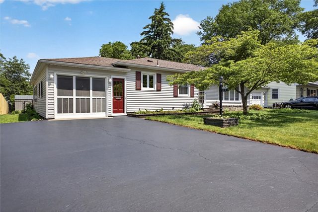 191 Spruce Lane, Irondequoit, NY 14622