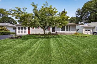 191 Spruce Lane, Irondequoit, NY 14622