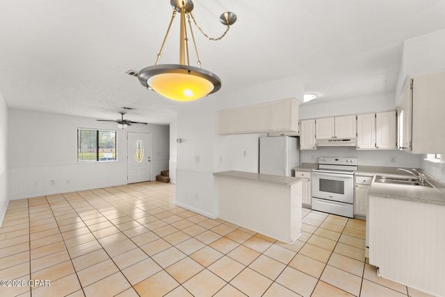 3907 Venetian Circle, Panama City, FL 32405