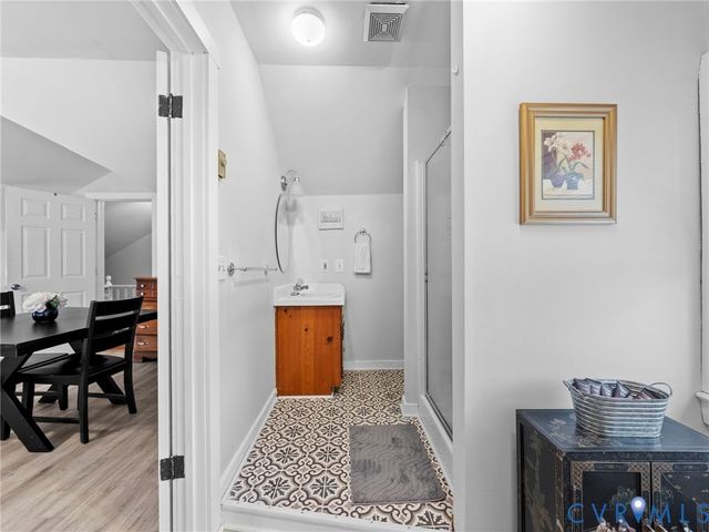 145 Carroll Ave, Colonial Heights, VA 23834