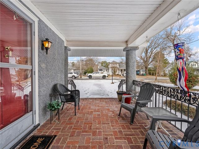 145 Carroll Ave, Colonial Heights, VA 23834