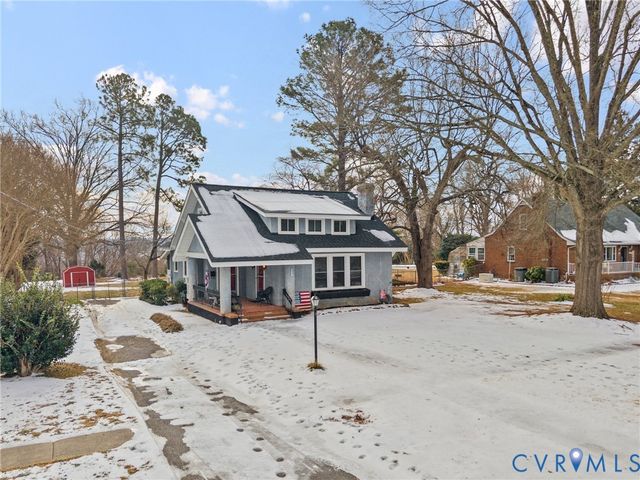 145 Carroll Ave, Colonial Heights, VA 23834