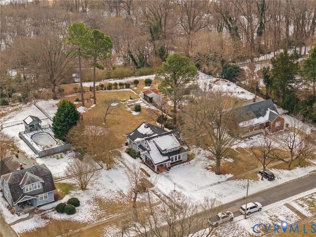 145 Carroll Ave, Colonial Heights, VA 23834