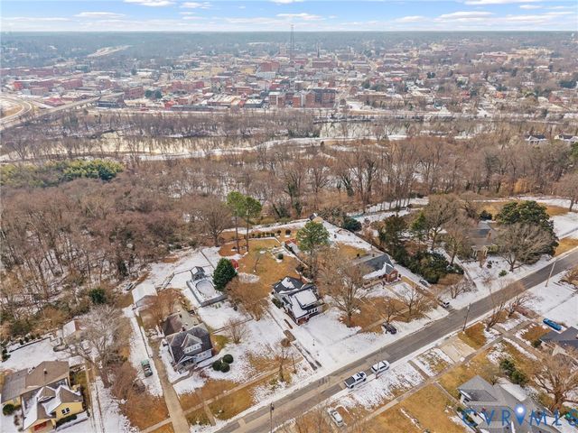 145 Carroll Ave, Colonial Heights, VA 23834