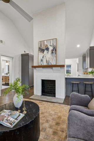 1851 Joy Cir, Nashville, TN 37207