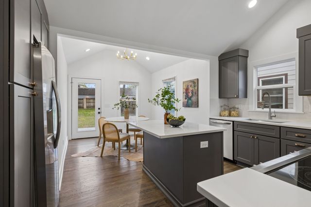 1851 Joy Cir, Nashville, TN 37207