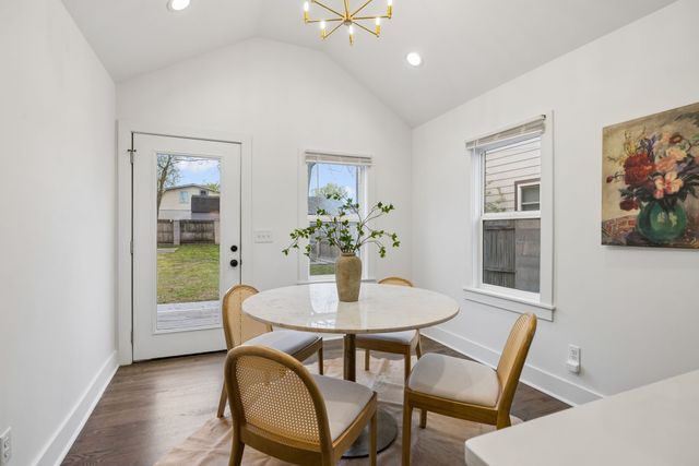 1851 Joy Cir, Nashville, TN 37207