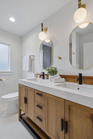 1851 Joy Cir, Nashville, TN 37207