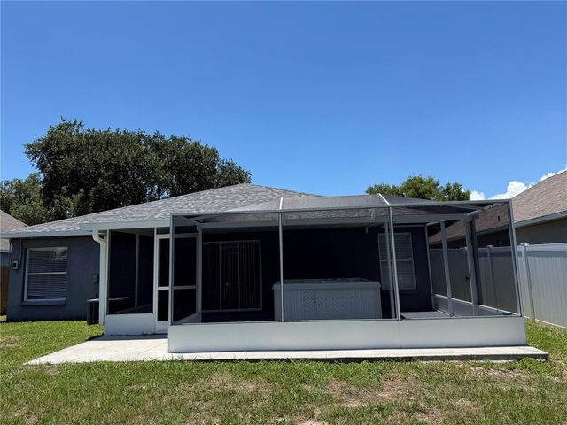 245 CHARDONNAY PLACE, Valrico, FL 33594