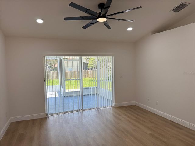 245 CHARDONNAY PLACE, Valrico, FL 33594