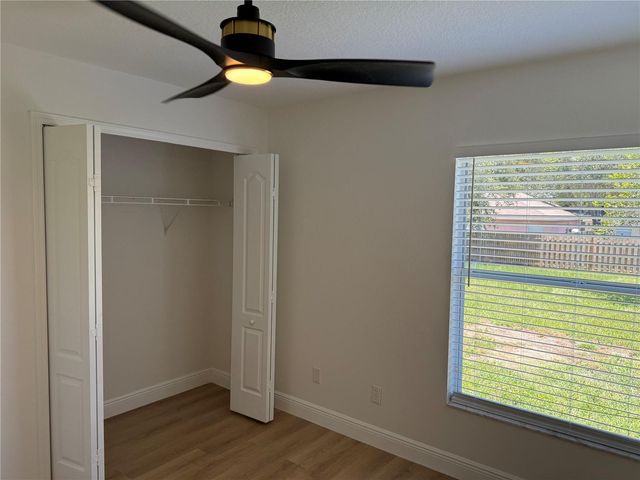 245 CHARDONNAY PLACE, Valrico, FL 33594