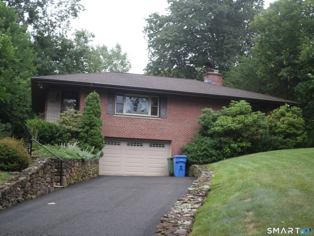 366 West Woods Road, Hamden, CT 06518