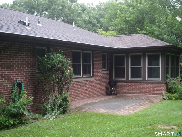 366 West Woods Road, Hamden, CT 06518