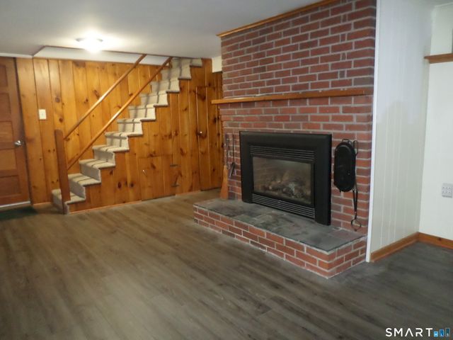 366 West Woods Road, Hamden, CT 06518