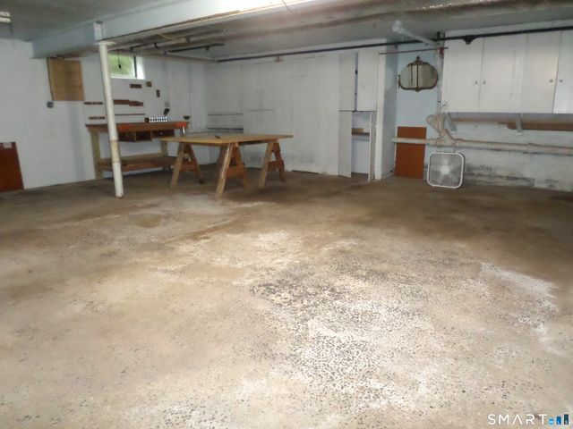 366 West Woods Road, Hamden, CT 06518