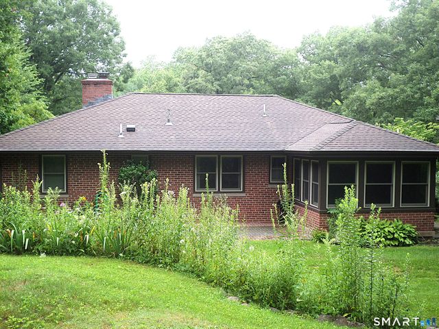 366 West Woods Road, Hamden, CT 06518