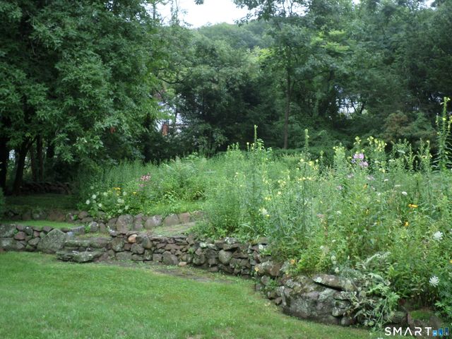 366 West Woods Road, Hamden, CT 06518