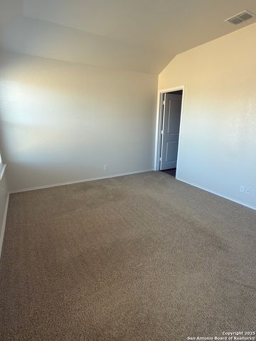 156 middle green, Floresville, TX 78114