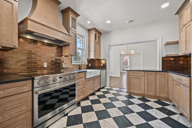 9703 Saugus LN, Austin, TX 78733