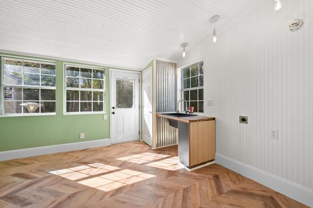 9703 Saugus LN, Austin, TX 78733