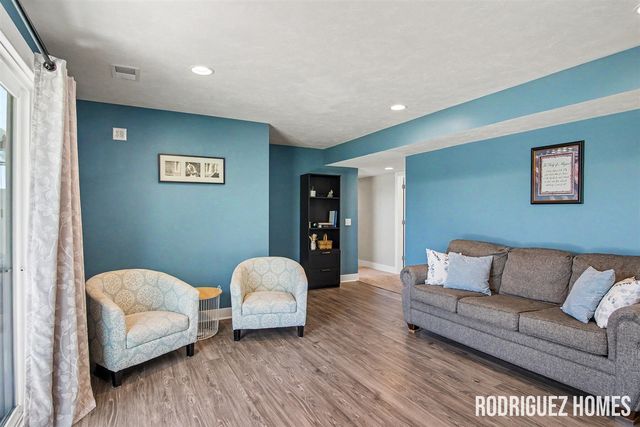 9361 Shoreway Drive, West Olive, MI 49460