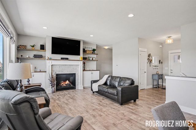 9361 Shoreway Drive, West Olive, MI 49460