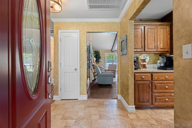 25815 S Horsecreek Drive, Afton, OK 74331