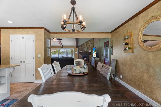 25815 S Horsecreek Drive, Afton, OK 74331