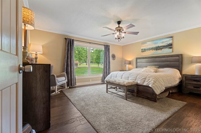 25815 S Horsecreek Drive, Afton, OK 74331