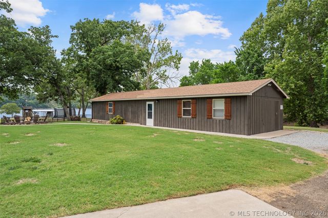 25815 S Horsecreek Drive, Afton, OK 74331