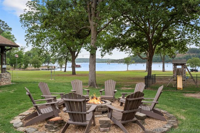 25815 S Horsecreek Drive, Afton, OK 74331