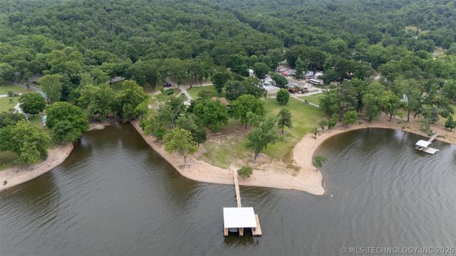25815 S Horsecreek Drive, Afton, OK 74331