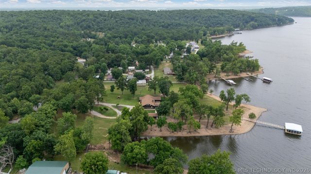 25815 S Horsecreek Drive, Afton, OK 74331