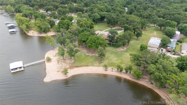 25815 S Horsecreek Drive, Afton, OK 74331