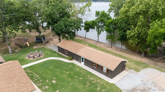 25815 S Horsecreek Drive, Afton, OK 74331