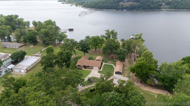 25815 S Horsecreek Drive, Afton, OK 74331