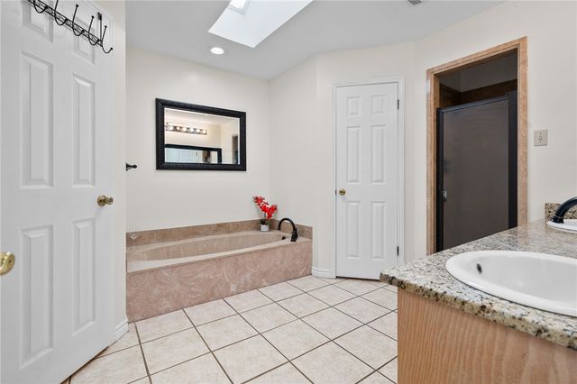 14905 Red River Dr, Corpus Christi, TX 78410